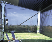 screen that blocks the side of an extended awning